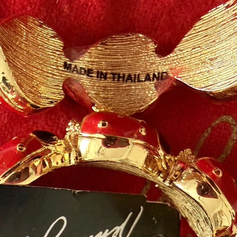 Kenneth Jay Lane Red and Gold napkins  Holders rings